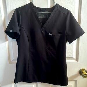 Figs Petite Catarina One Pocket Top